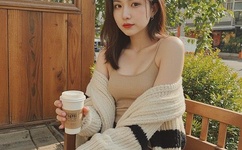 被部长玩弄的人妻HD